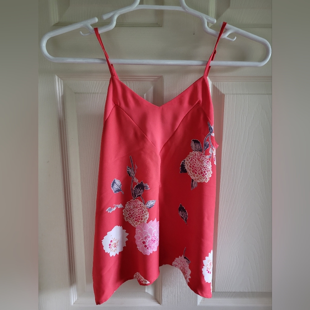 Coral tank top with floral print